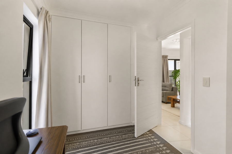 3 Bedroom Property for Sale in Aan de Wijnlanden Western Cape